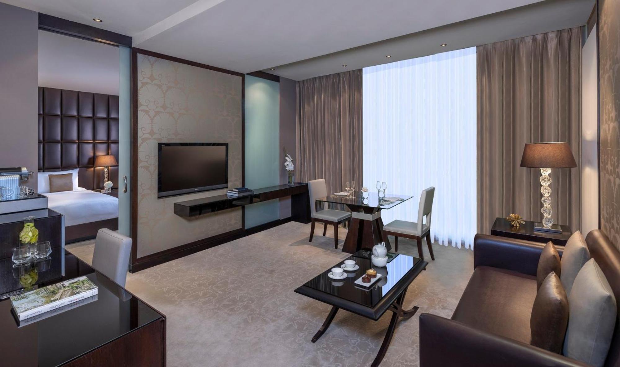 Mandarin Oriental Al Faisaliah, ריאד מראה חיצוני תמונה A suite at the hotel