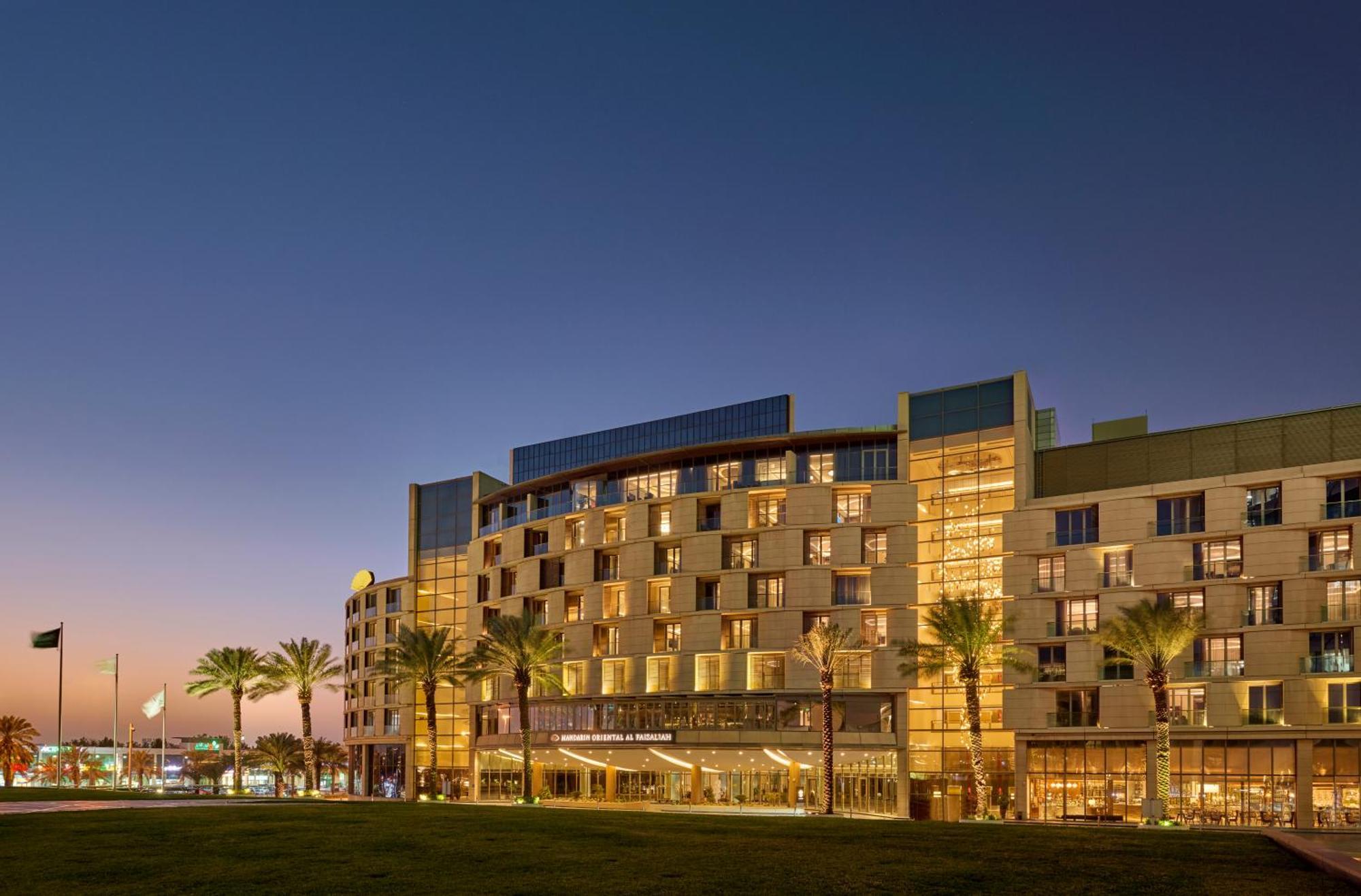 Mandarin Oriental Al Faisaliah, ריאד מראה חיצוני תמונה The Westin Alexandria